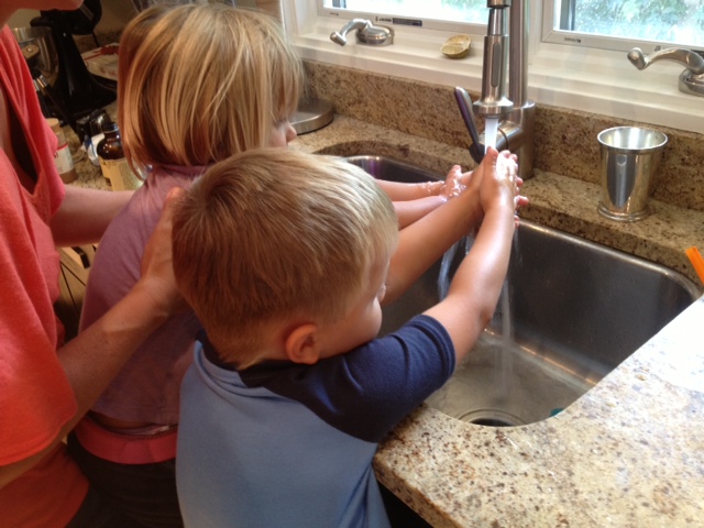 Kids baking cupcakes